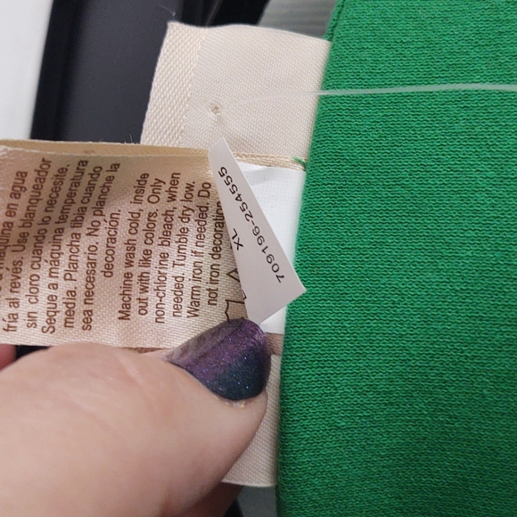 M&C Sportswear Holiday Penguin Long Sleeve T-Shirt - XL - NWT - Picture 8 of 9